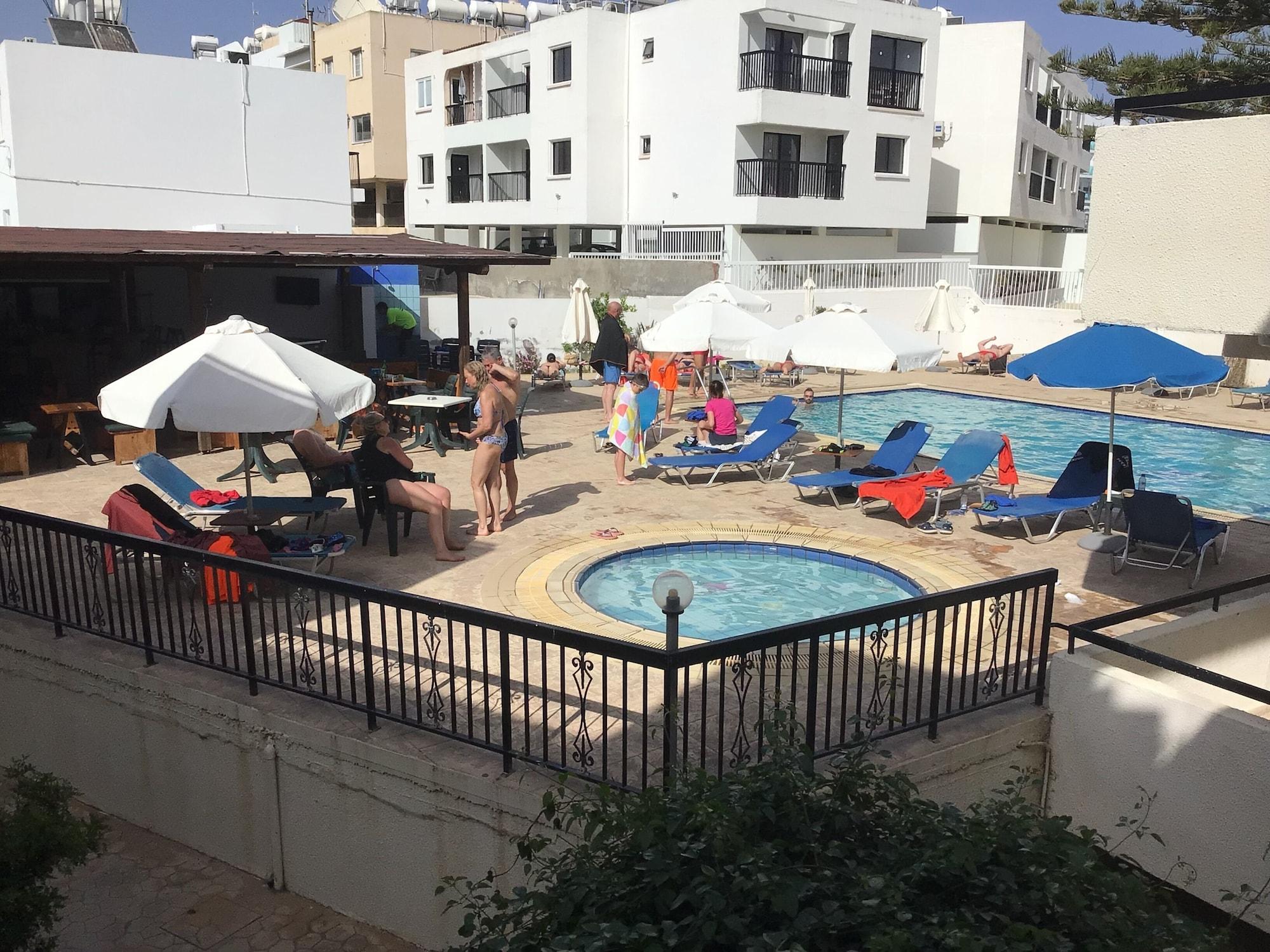 איה נאפה Florea Hotel Apartments מראה חיצוני תמונה